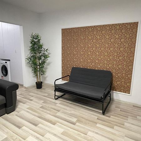 Grove Apartment ブザウ エクステリア 写真
