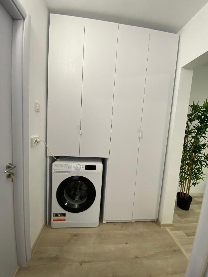 Grove Apartment ブザウ エクステリア 写真